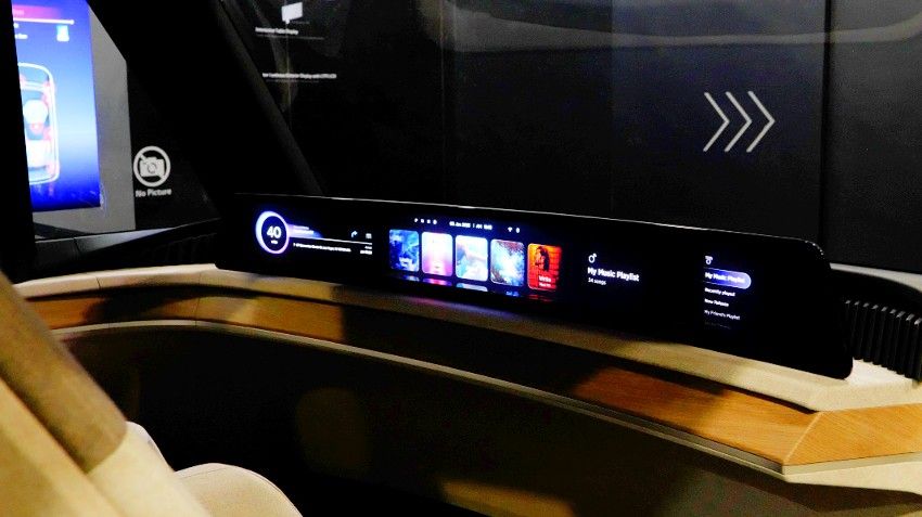 LG Display Leads the Way in Automotive Display Innovation for Electric and Autonomous Vehicles