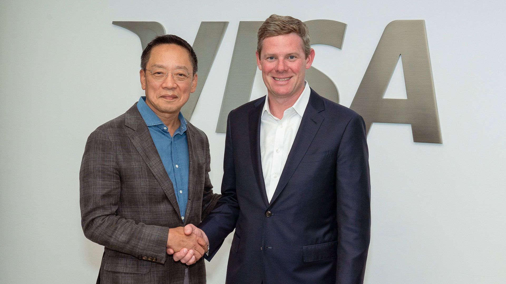 Data-centric Collaboration: Hyundai Card Joins Hands with Visa