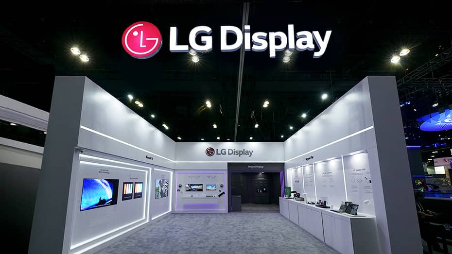 LG Display Reports Q4 Operating Loss of $712.8 Million.