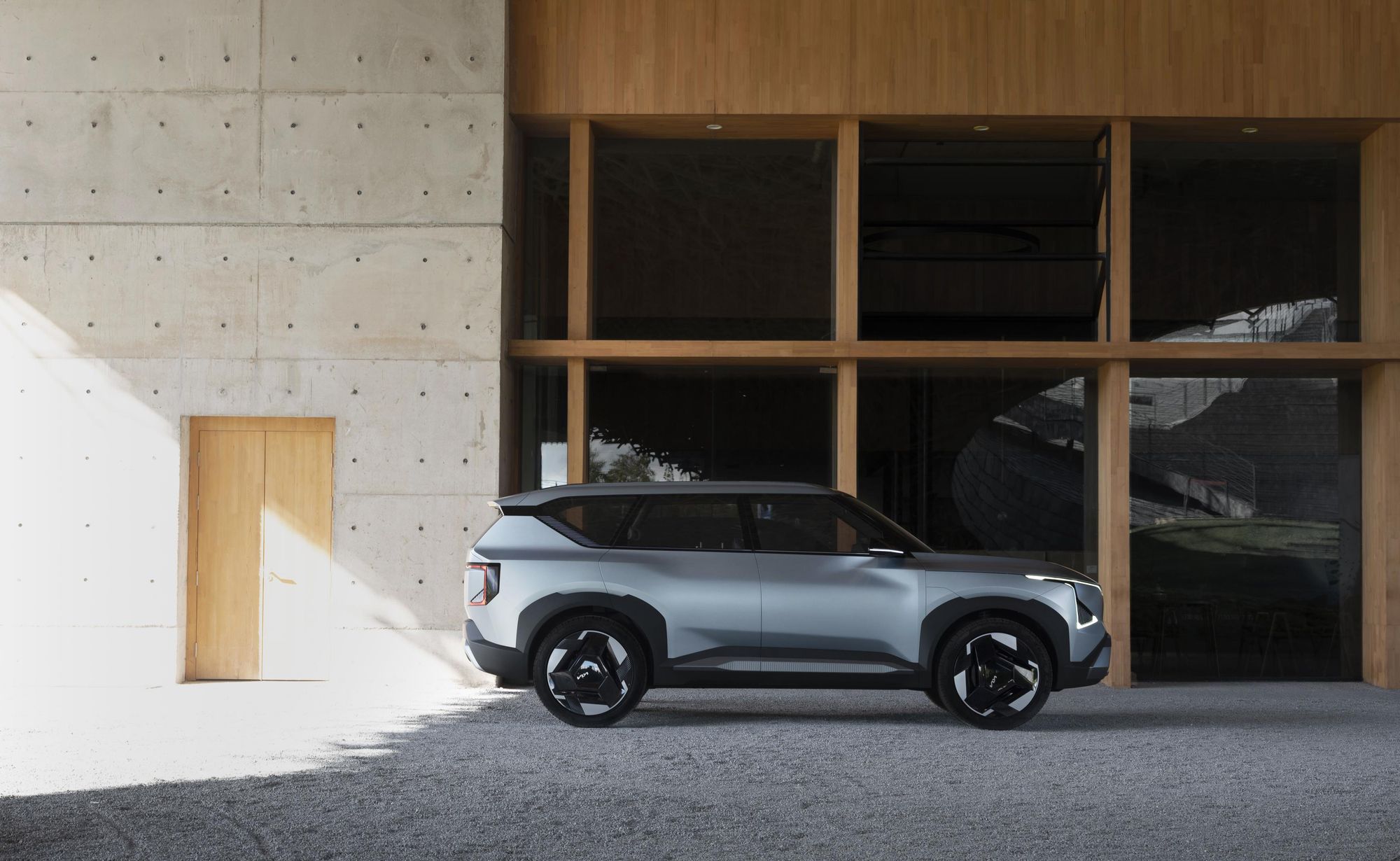 Kia Unveils Eco-Focused Concept EV5 in Shanghai