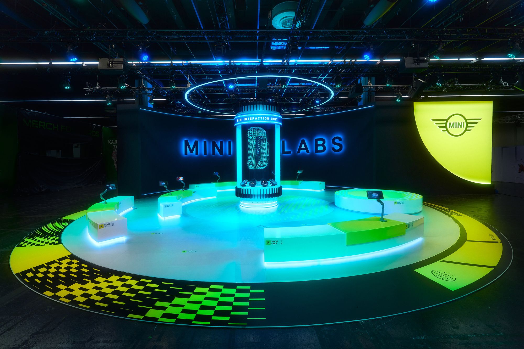 Samsung, MINI Unveil OLED Tech at Gamescom 2023