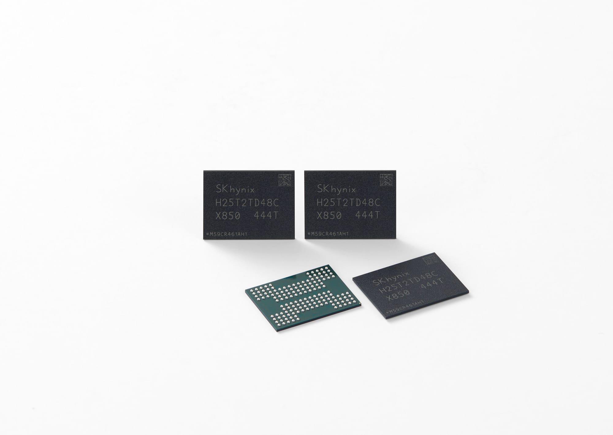 SK hynix Launches World's First 321-Layer 4D NAND Flash Memory