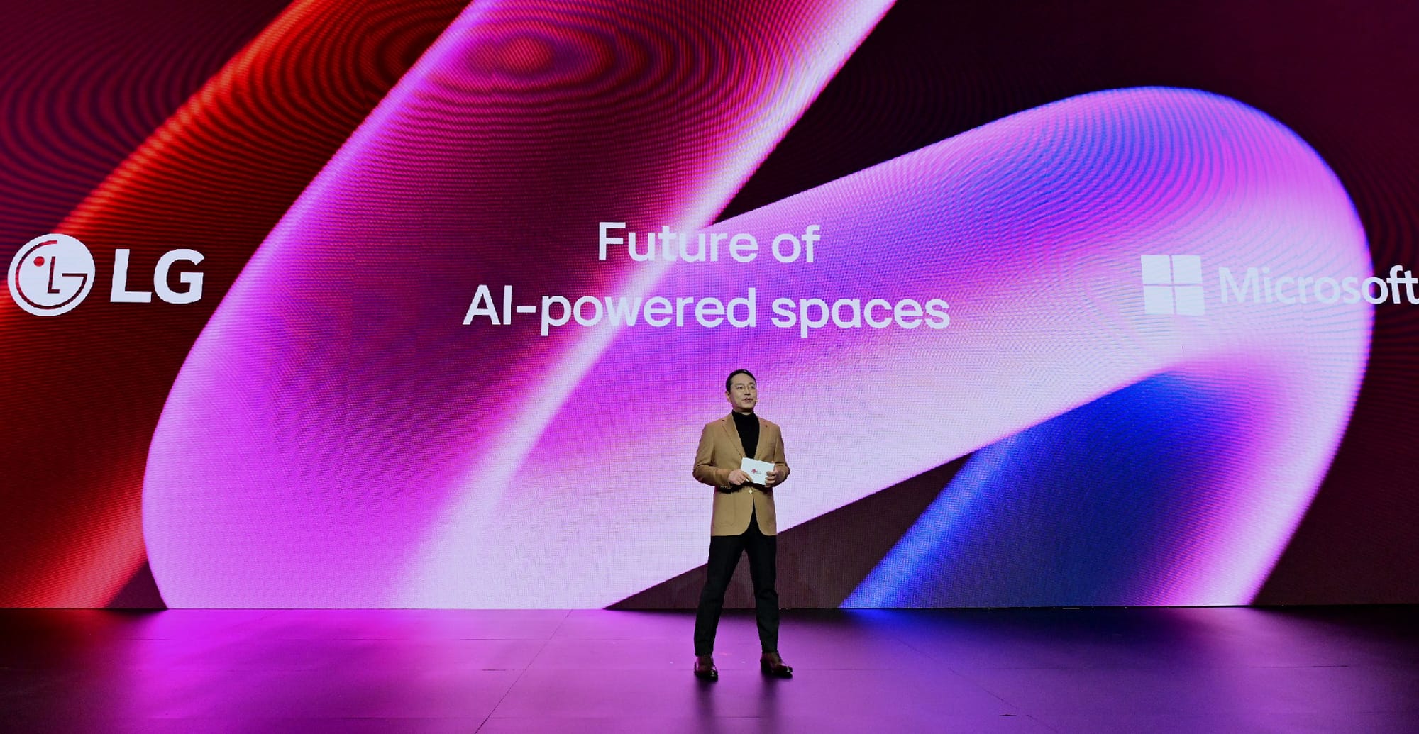 LG unveils AI technology roadmap with Microsoft at CES 2025