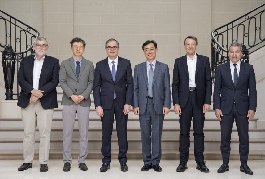 LG Energy Solution Inks Major LFP Battery Deal with Renault post image