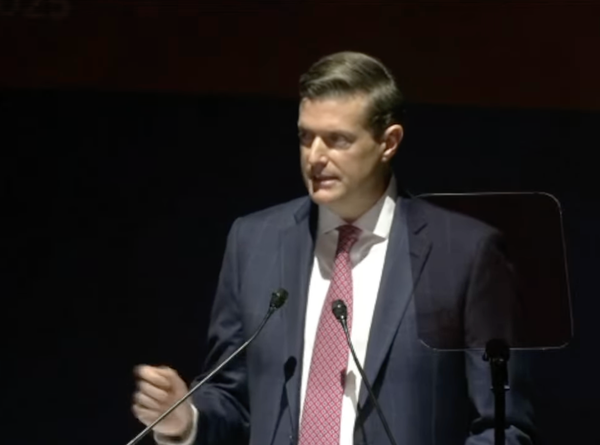 Coupang Executive Outlines AI Logistics at APEC Summit post image