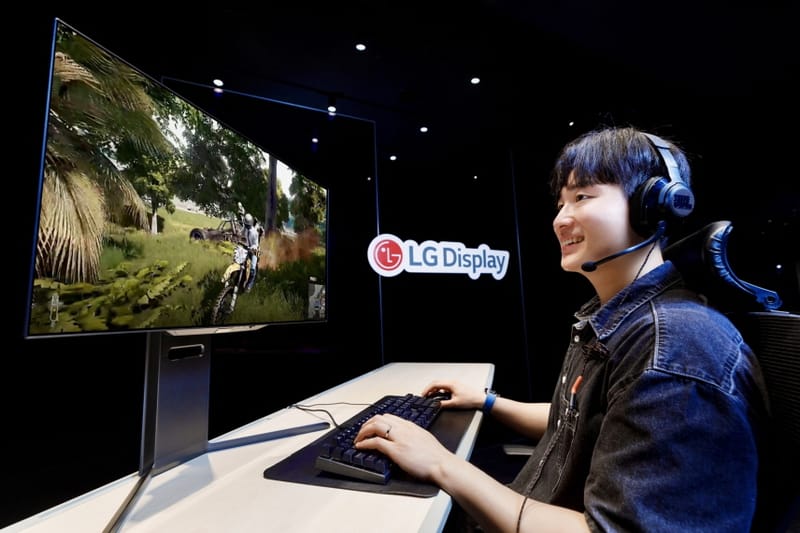 LG Display Starts Mass Production of 1,500-Nit OLED Panels post image
