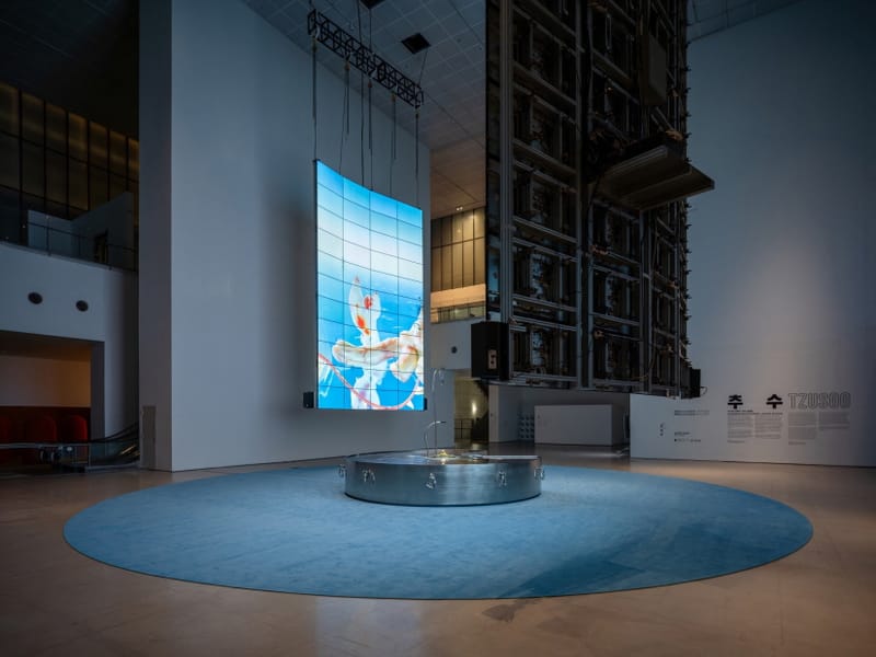 Seoul's cultural landscape gains a new technological dimension as LG partners with the national art institution. post image
